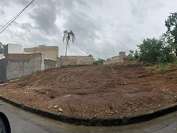 Lotes no Bairro Florabela